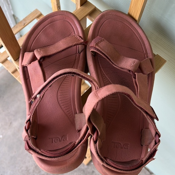 Rose tevas - Picture 2 of 4